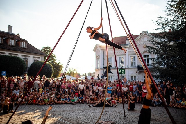 Formabontó cirkuszi előadások Veszprémben, Európa Kulturális Fővárosában