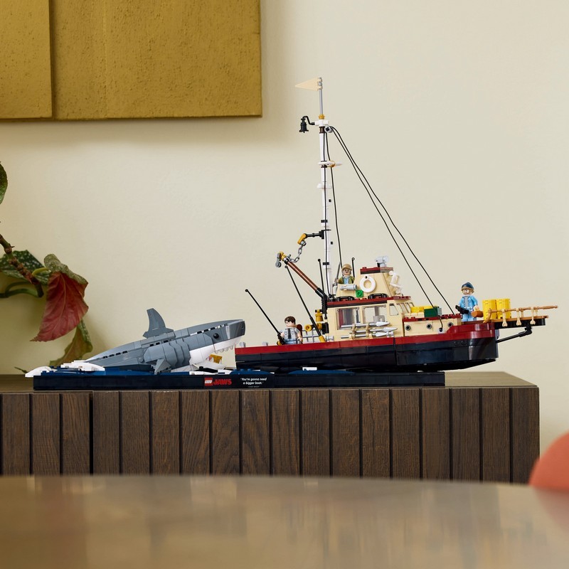 LEGO Ideas JAWS (15)