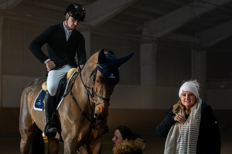 Werk fotó - 2 - Longines - Rising Above - Kovács Roland U25-ös magyar díjugrató - Biss Johnes Floss - Az LGCT Sajtófőnöke